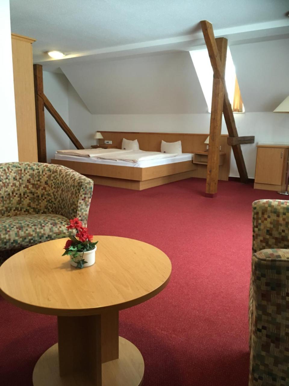 Hainberg Hotel *